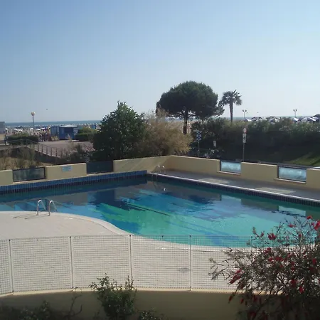 Apartment Comfortable With Pool